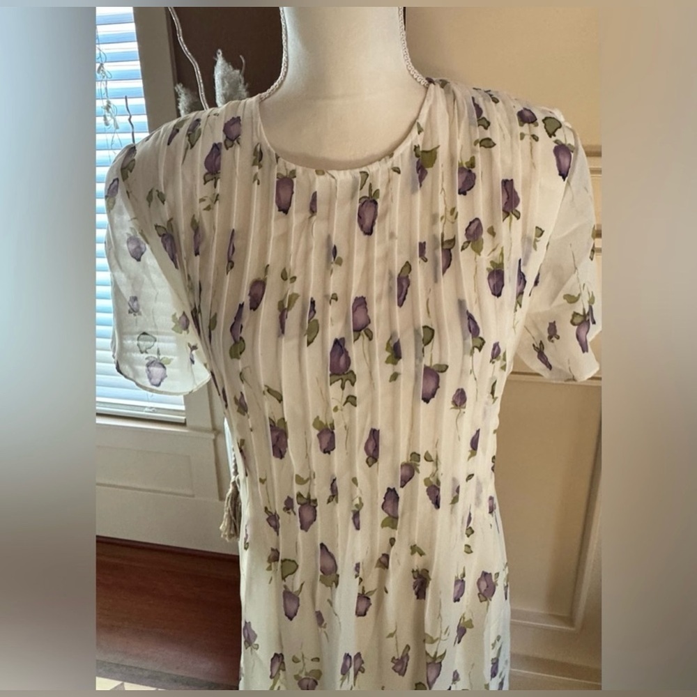 Vintage Positive Attitude Cream and Purple Floral Maxi Dress - Picture 3 of 10